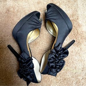 Beautiful Black Pump